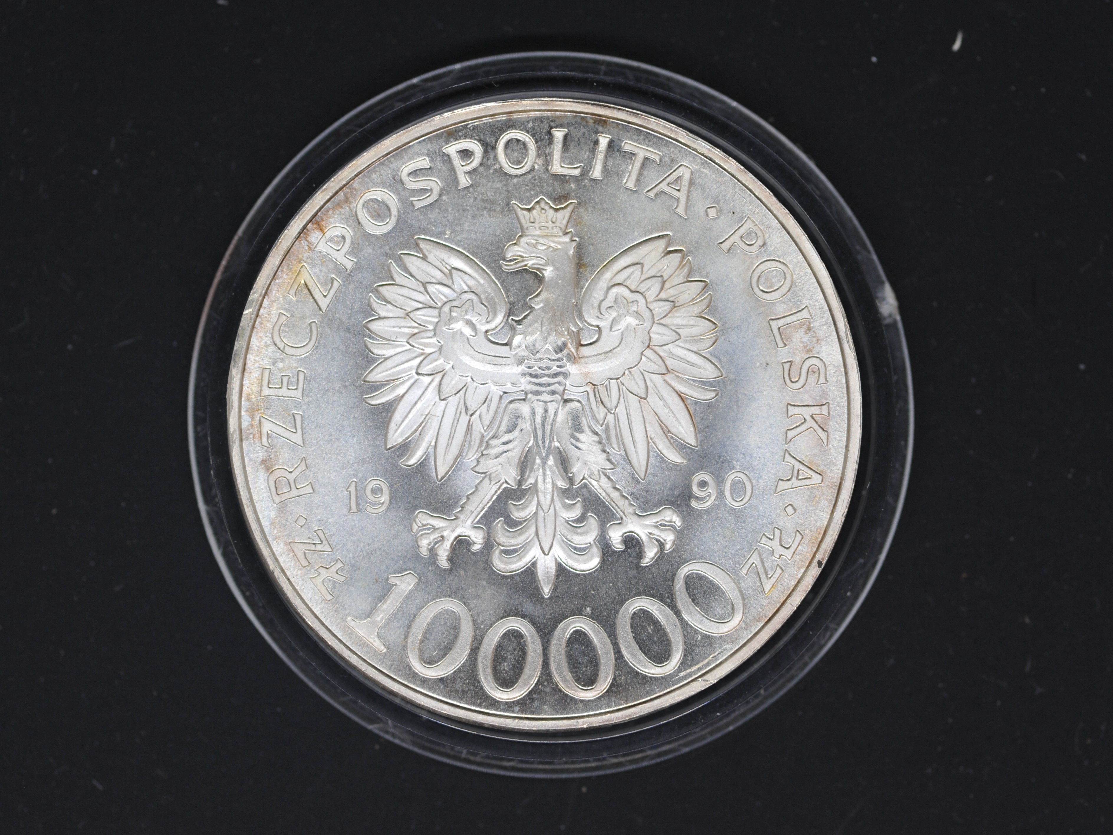 Silver - Polish Solidarity - A 1 troy oz (31.1 grams) silver collectible coin.