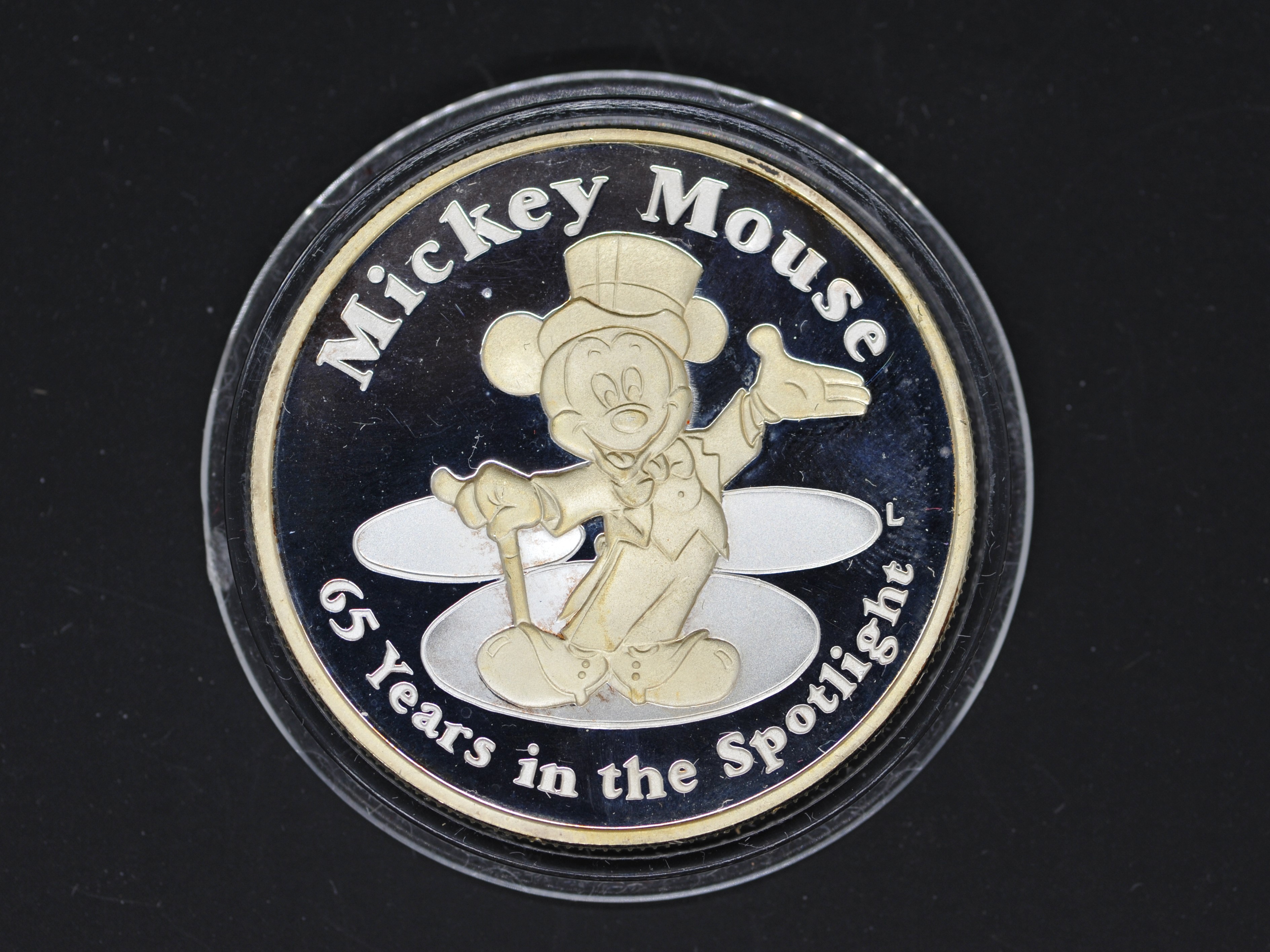 Silver - Steamboat Willie- A 1 troy oz (31.1 grams) fine grade .