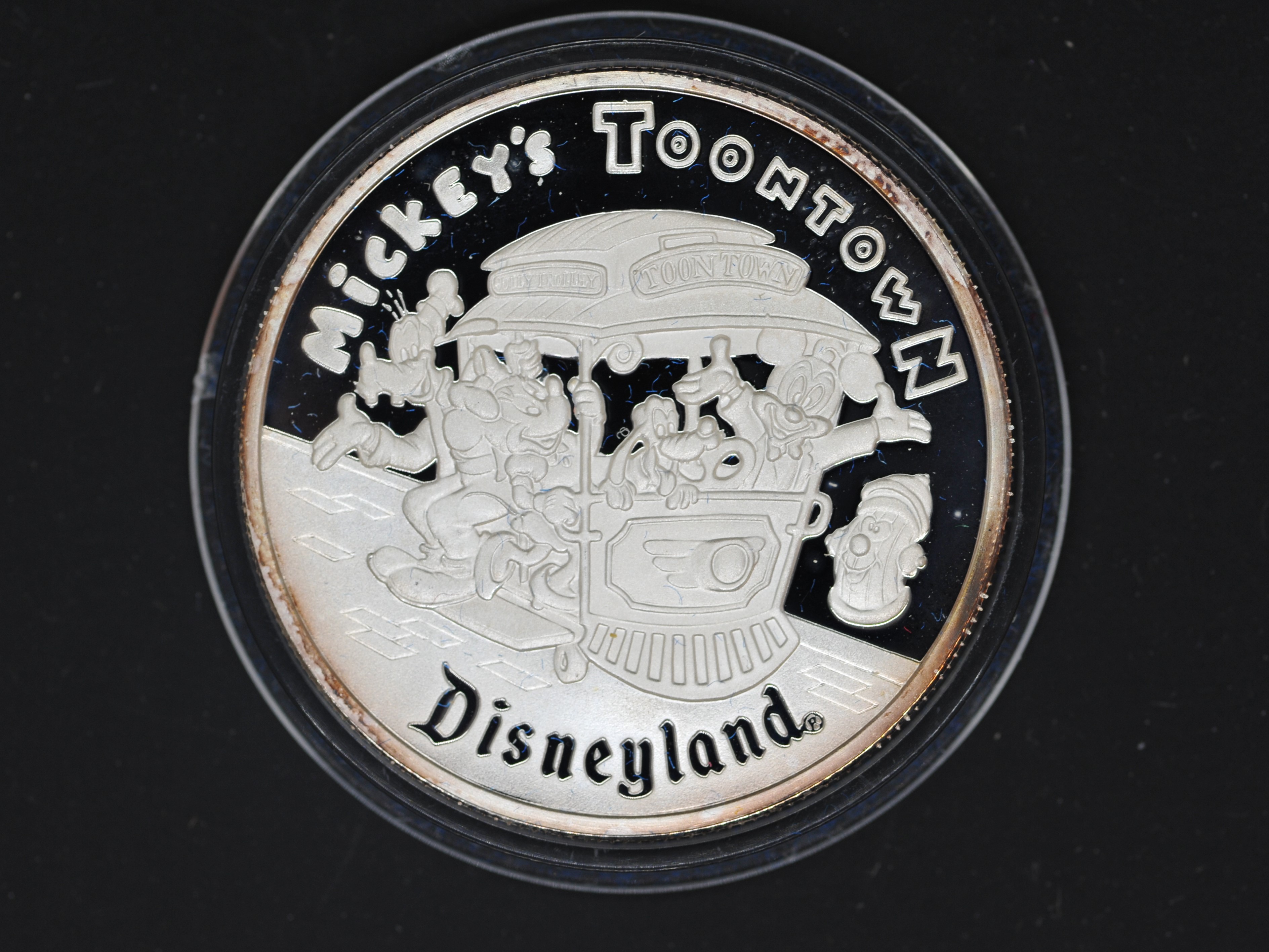 Silver - Micky's Toontown - A 1 troy oz (31.1 grams) fine grade .