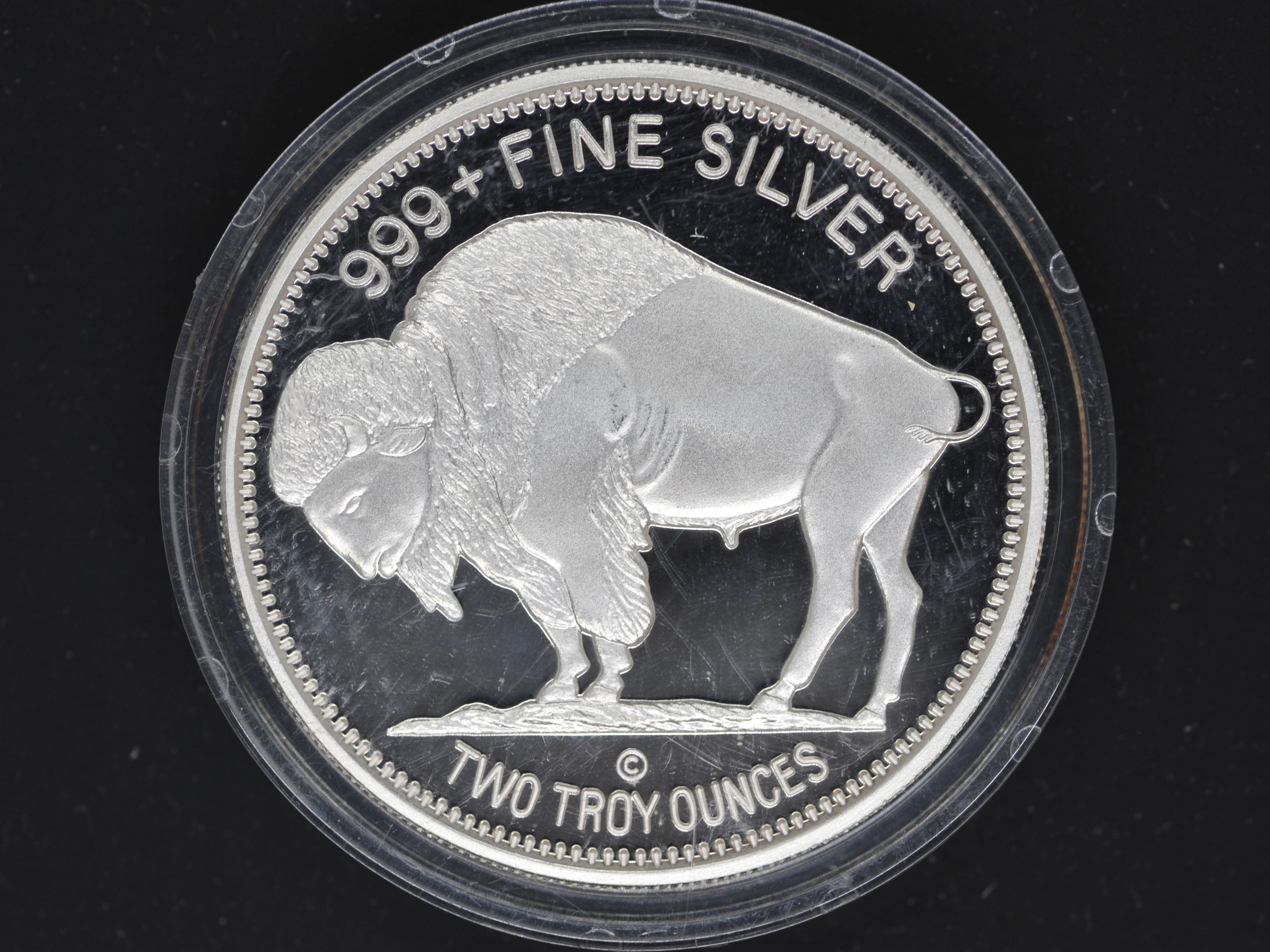 Silver - Liberty - A 2 troy oz (62 grams) fine grade . - Image 2 of 2