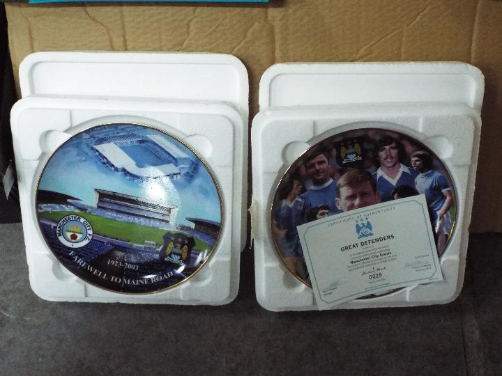 Manchester City Football Club - Lot to i - Image 3 of 5