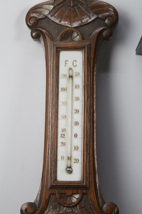 An oak cased HAC wall clock with key and - Image 4 of 8
