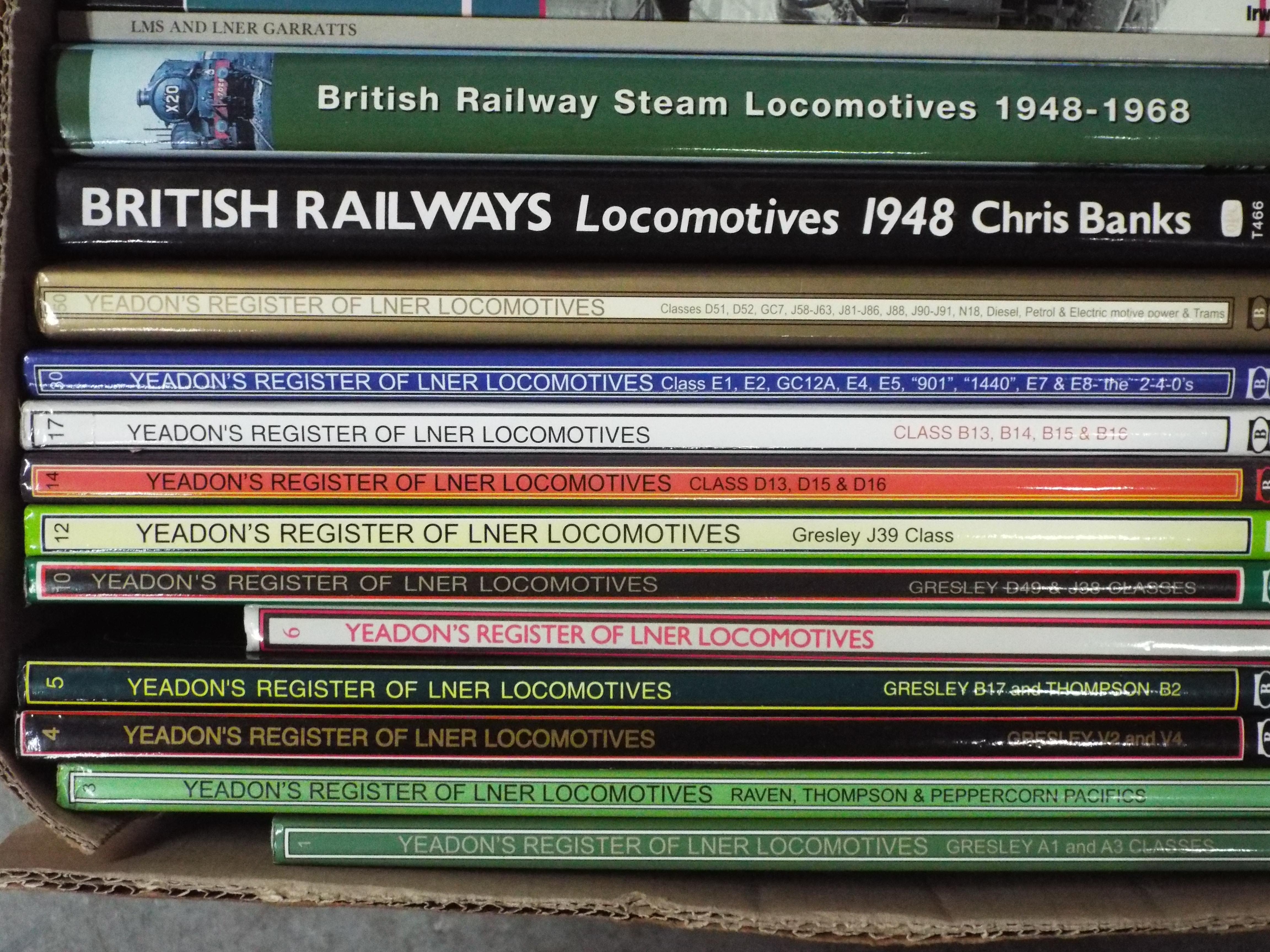 Railways and locomotive literature. A bo - Image 4 of 5