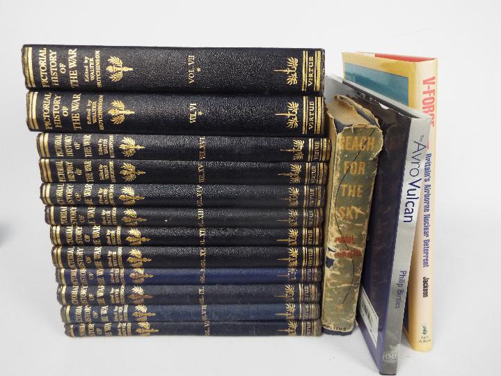 15 x military books - Lot includes a 'Th