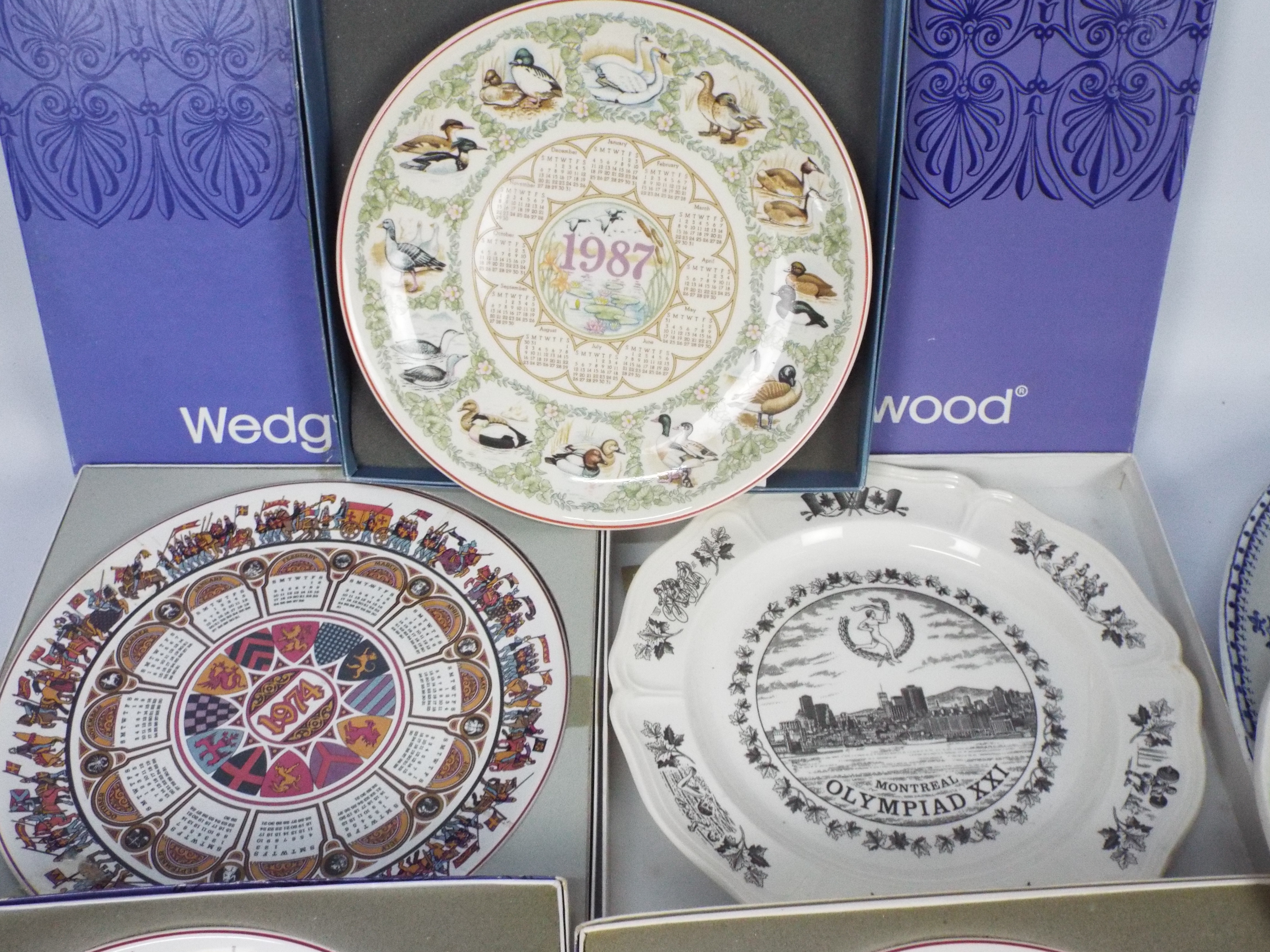 A small quantity of ceramics including boxed Wedgwood plates. - Image 3 of 4