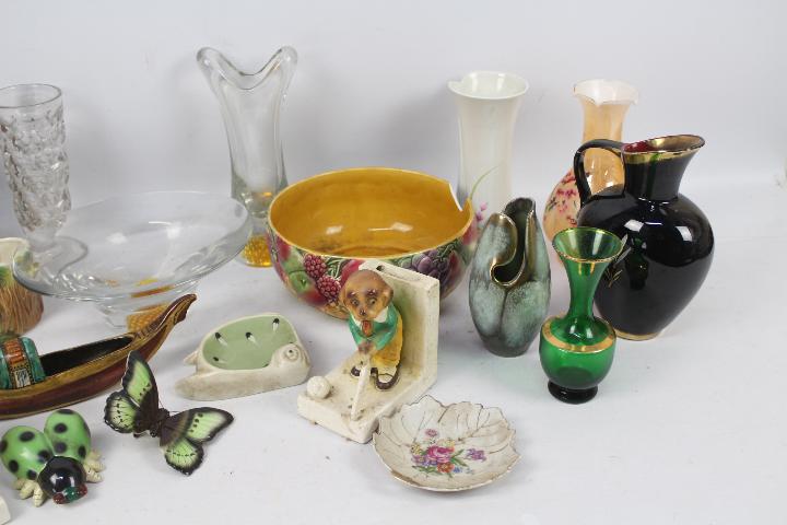 A mixed lot of ceramics and glassware. - Image 3 of 3