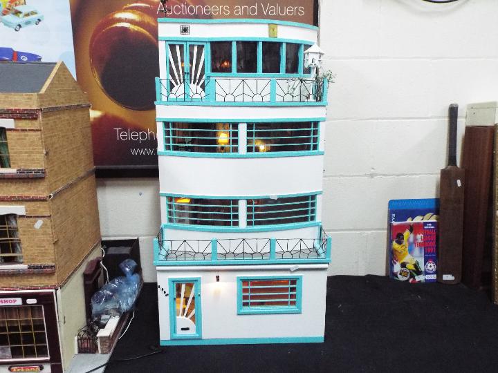 Dolls House - An Art Deco style dolls house.