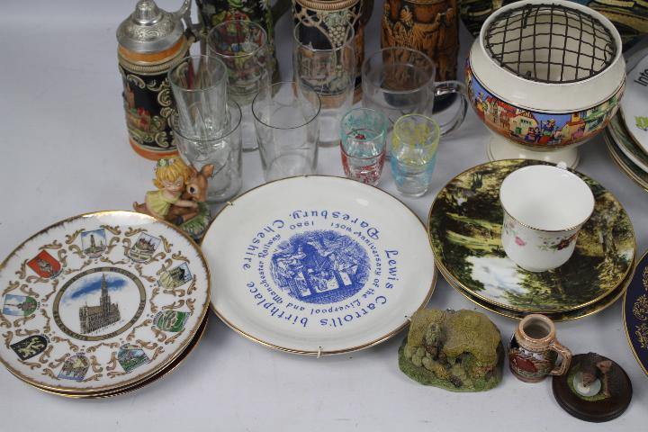 Mixed ceramics, collectables, glassware and similar. - Image 5 of 5
