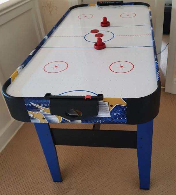 Air Hockey Table - an Air Hockey Table by S & T, Model number SAH123856A, - Image 3 of 4