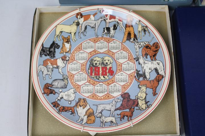 A collection of boxed Wedgwood calendar plates, commemorative plates and similar. - Image 2 of 5