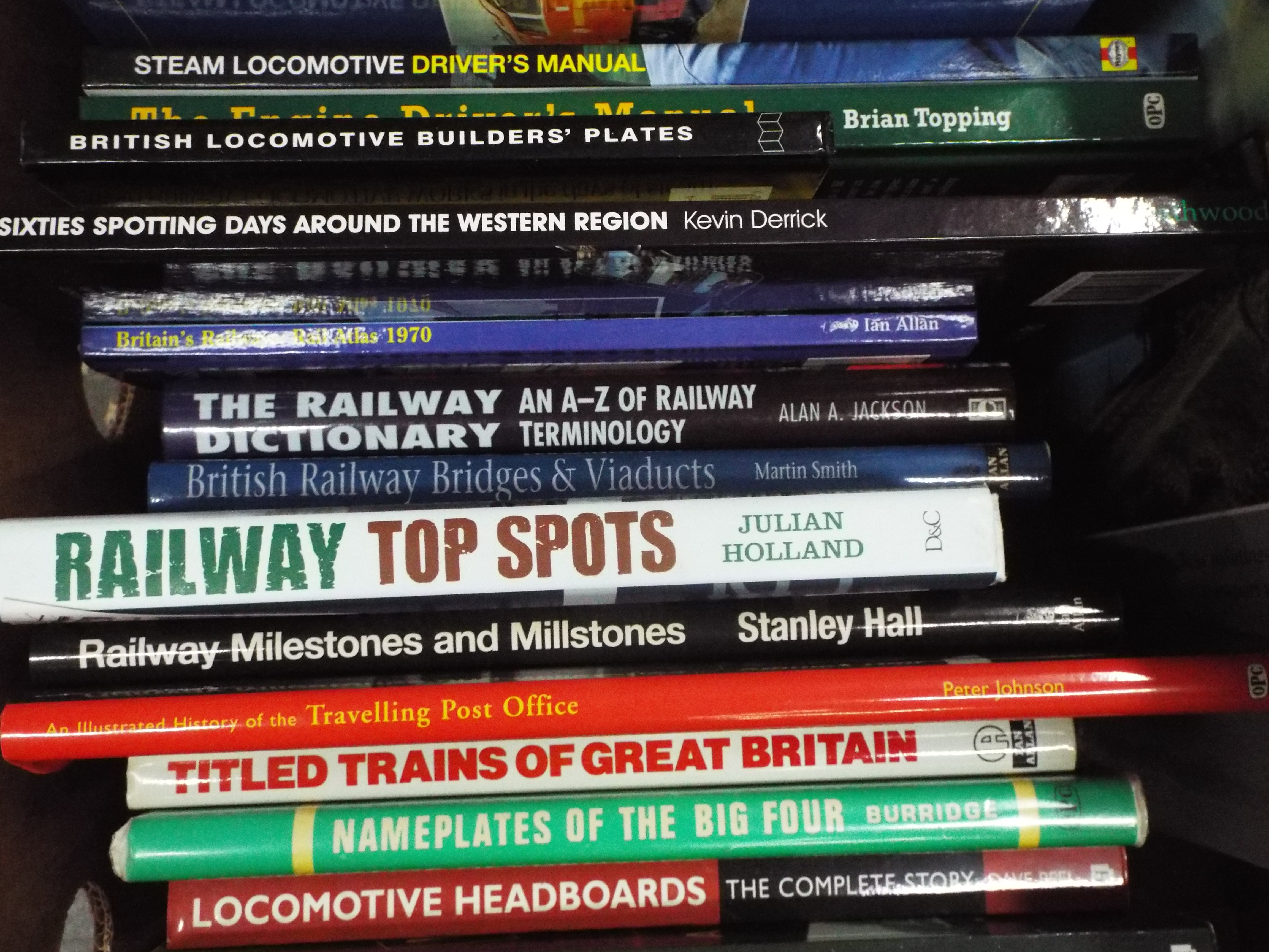 Railways and locomotive literature. A bo - Image 3 of 4