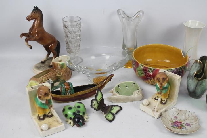 A mixed lot of ceramics and glassware. - Image 2 of 3