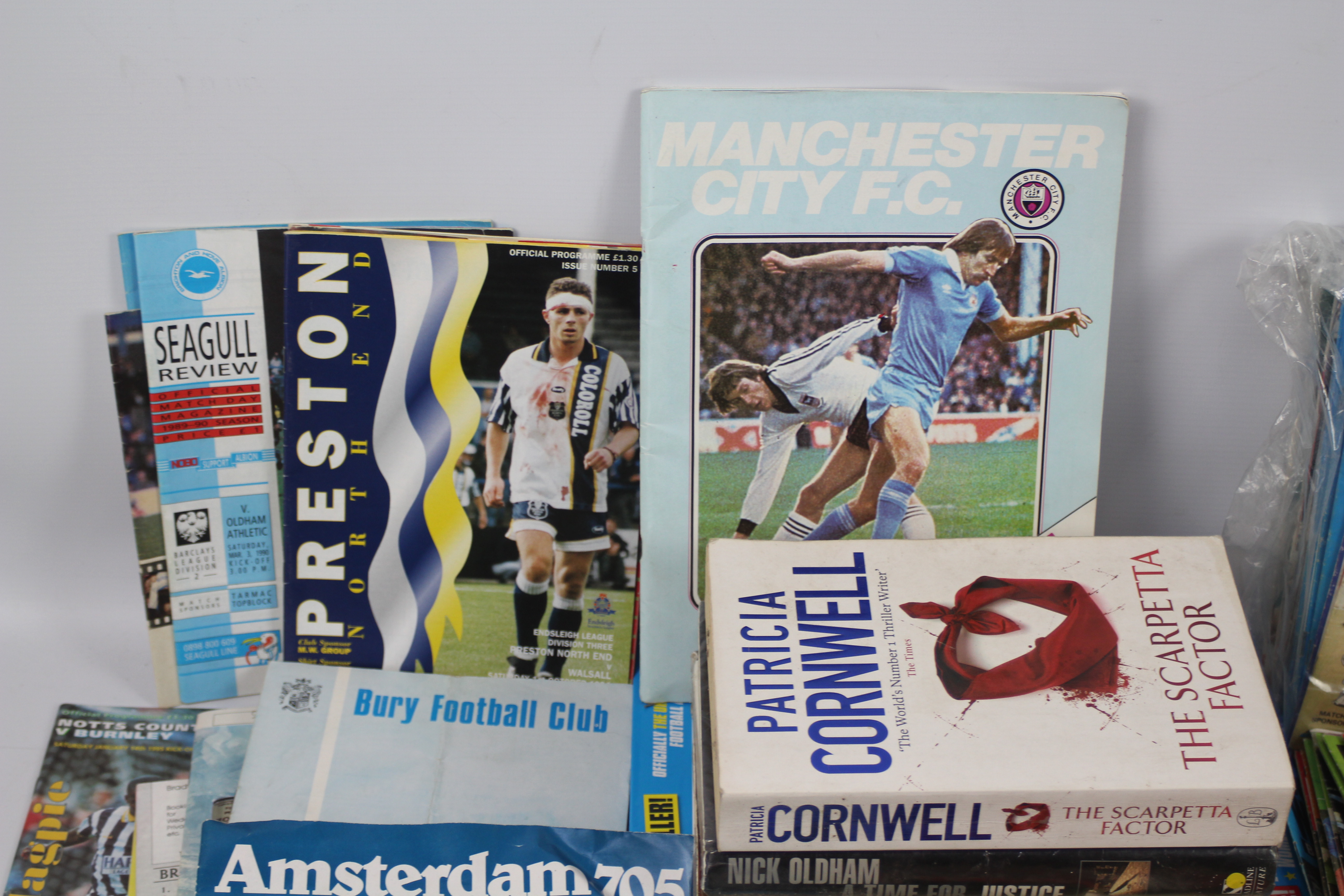 A collection of mixed football programmes, league reviews, - Image 3 of 6