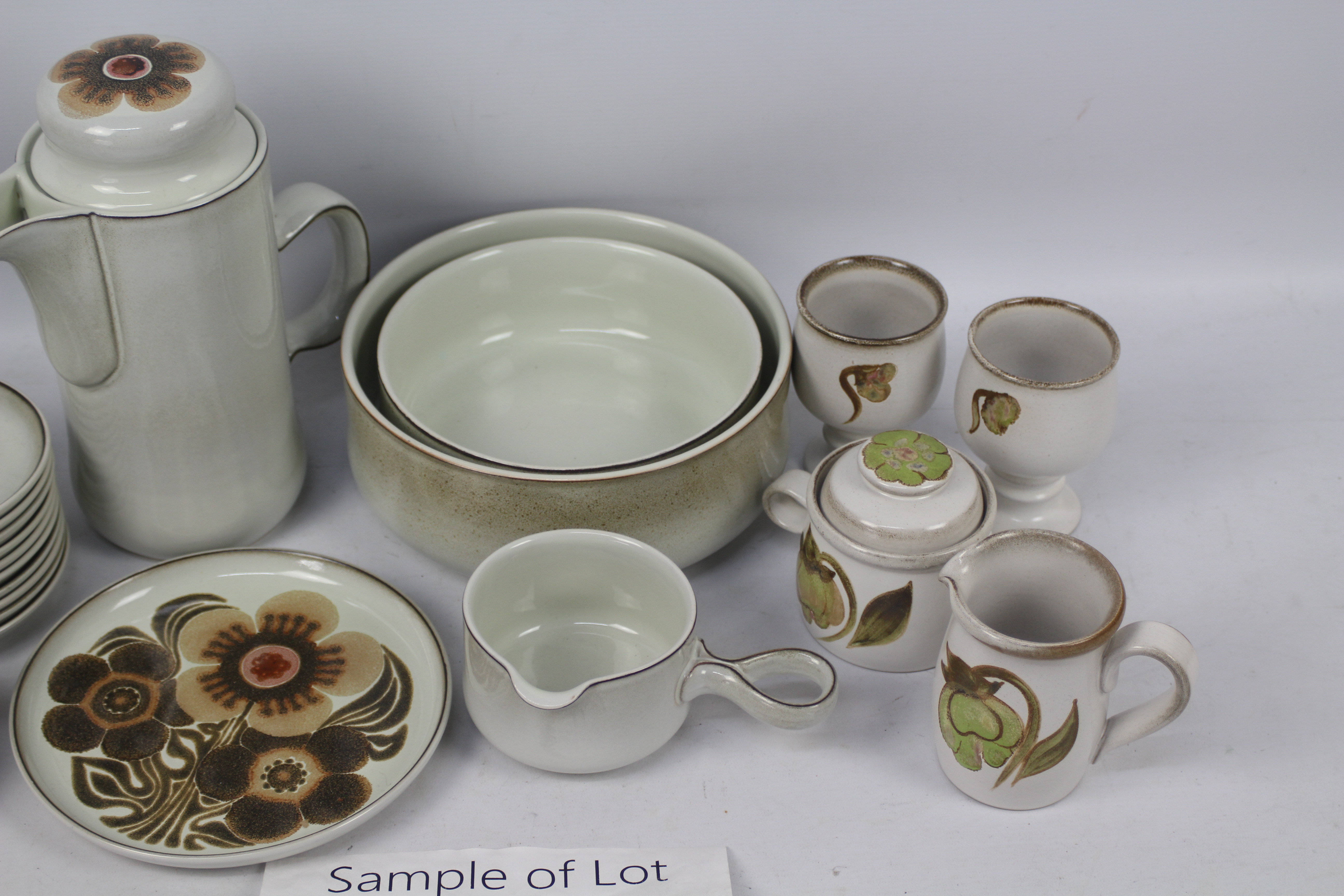 Denby - A collection of dinner and tea wares in the Troubadour pattern and Denbyware Westbury - Image 4 of 6
