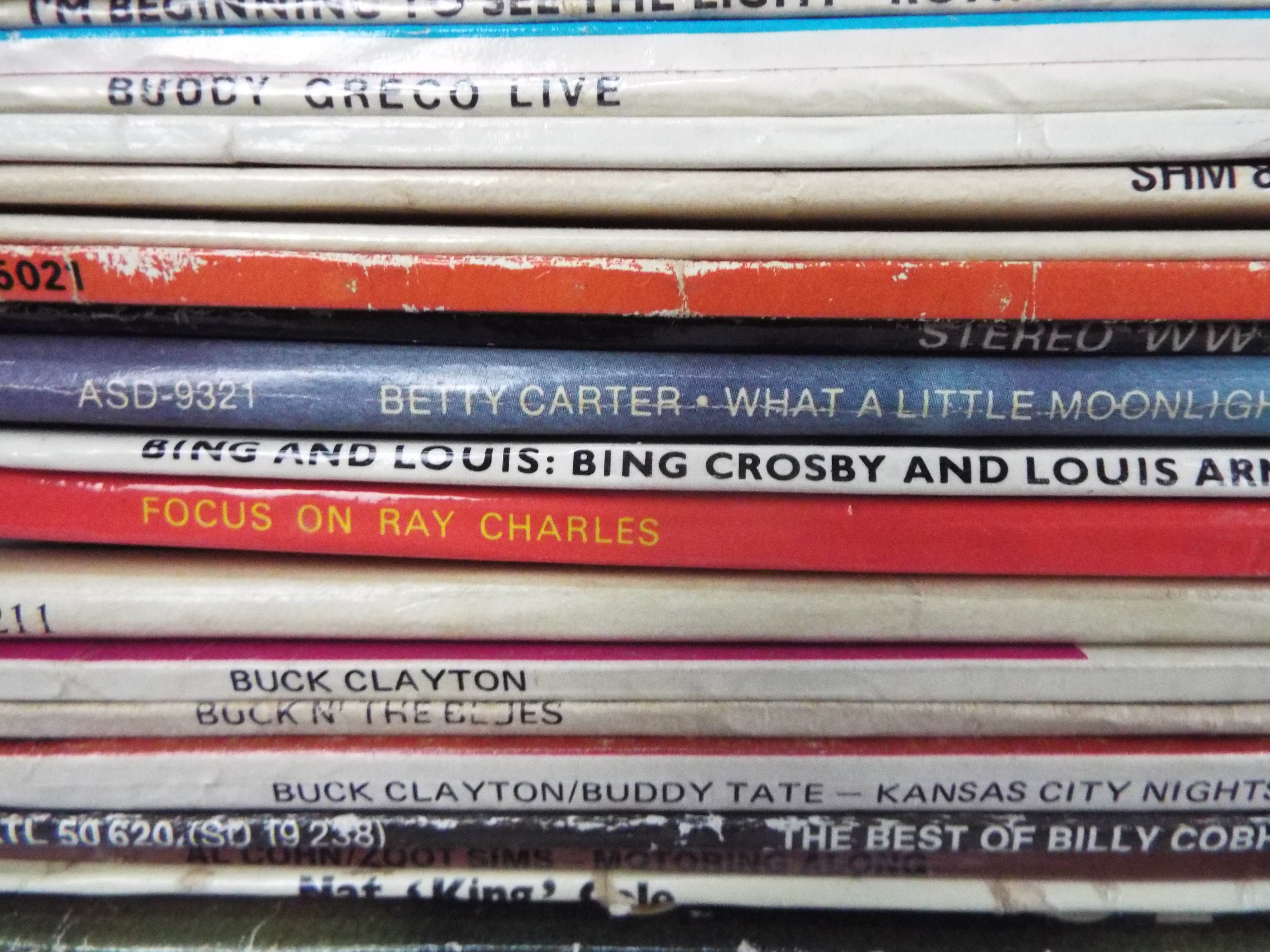 A quantity of 12" vinyl records, predominantly jazz / blues and similar to include Joe Williams, - Image 8 of 14