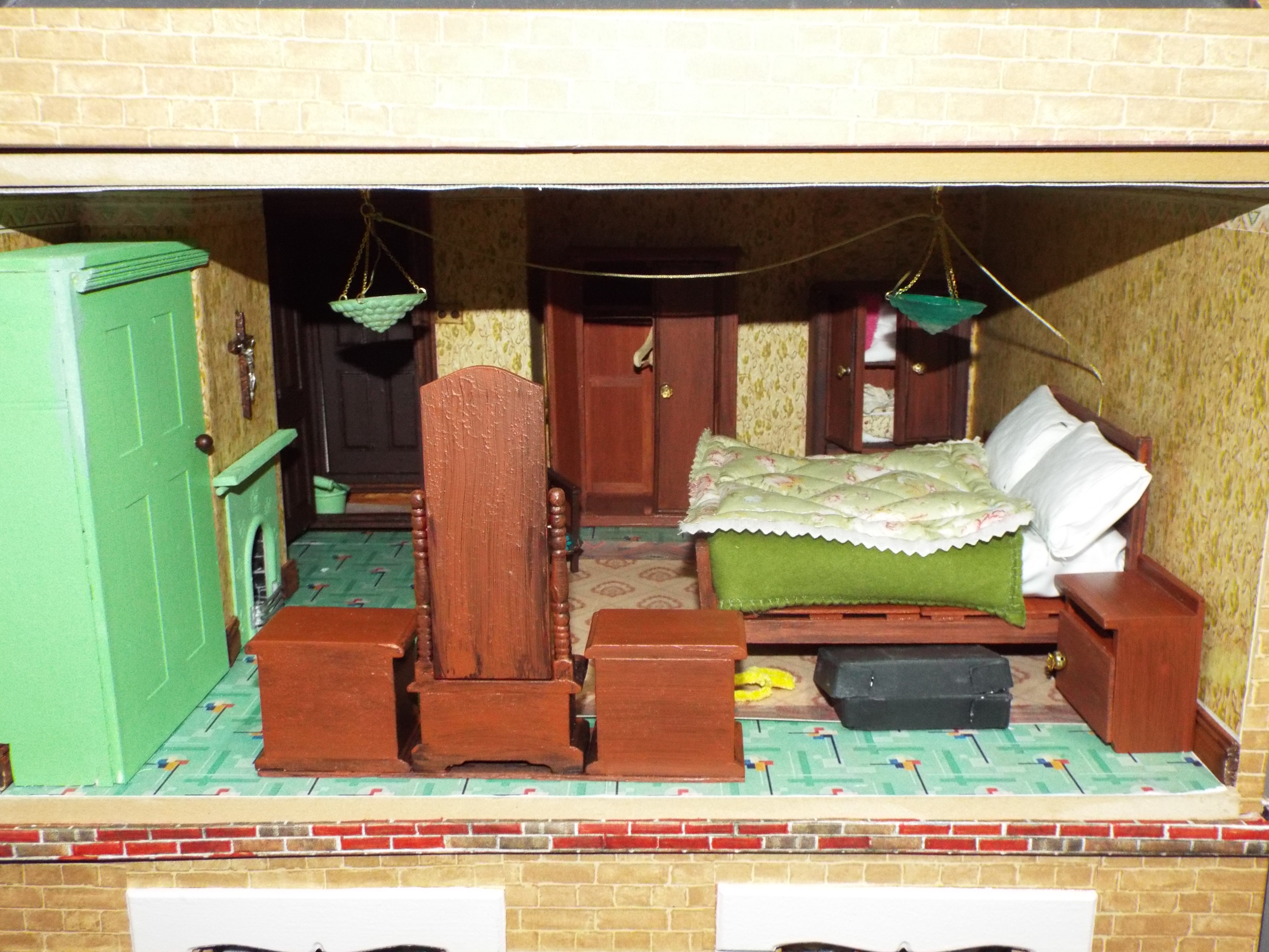 Dolls House - An Edwardian style dolls house shop 'Jennywren's Dolls House Shop'. - Image 5 of 8