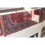 Fine hand knotted Isfahan carpet 3.12 x 2.26m.