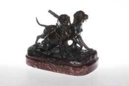 Bronze sculpture of a pair of gun dogs, mounted on a marble base, 21cm by 31cm.