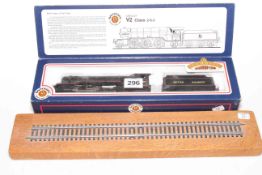 Bachmann 'Gresley' V2 Class 2-6-2 locomotive model.