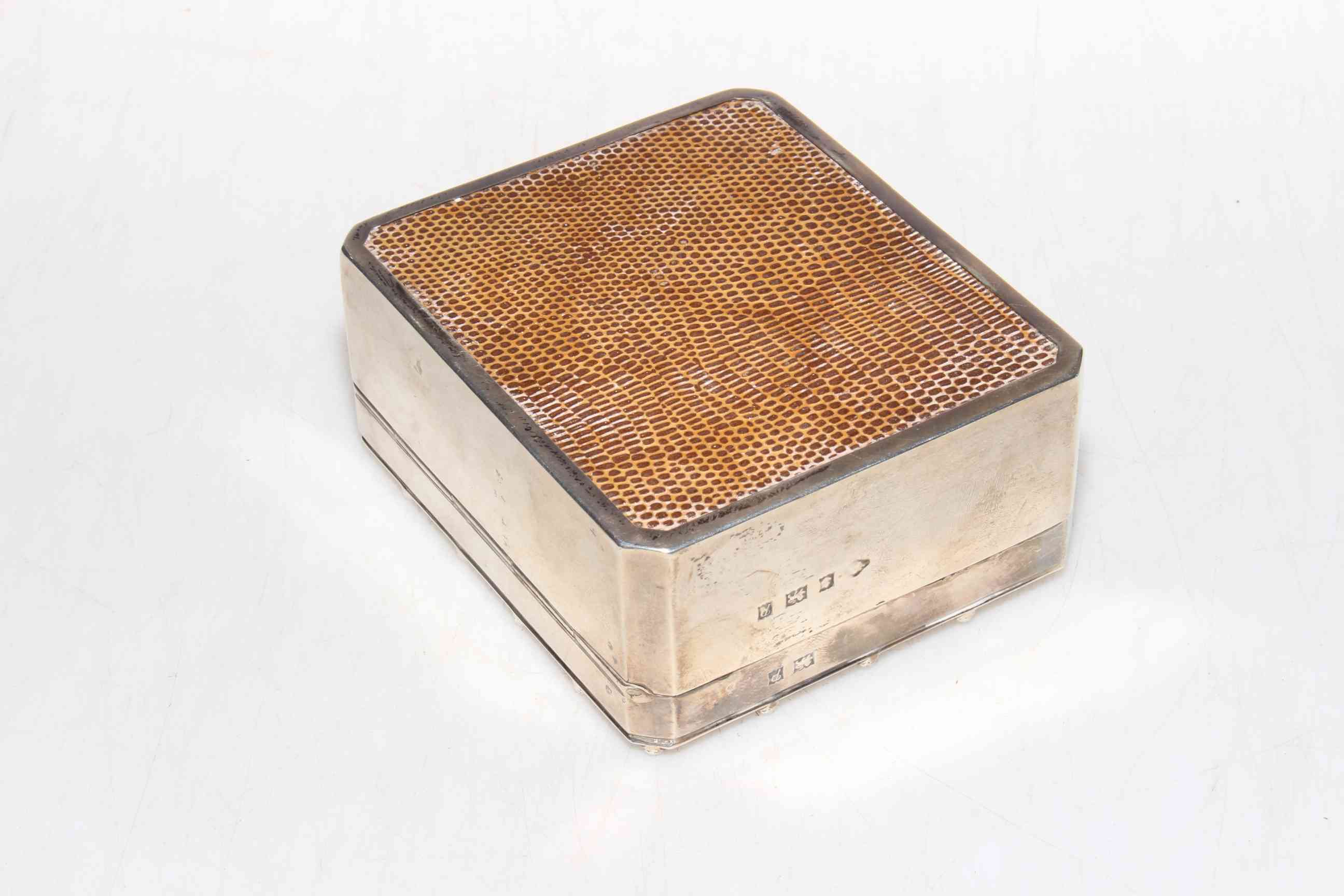 Silver cigarette box with shagreen base, Birmingham 1964. - Image 2 of 2