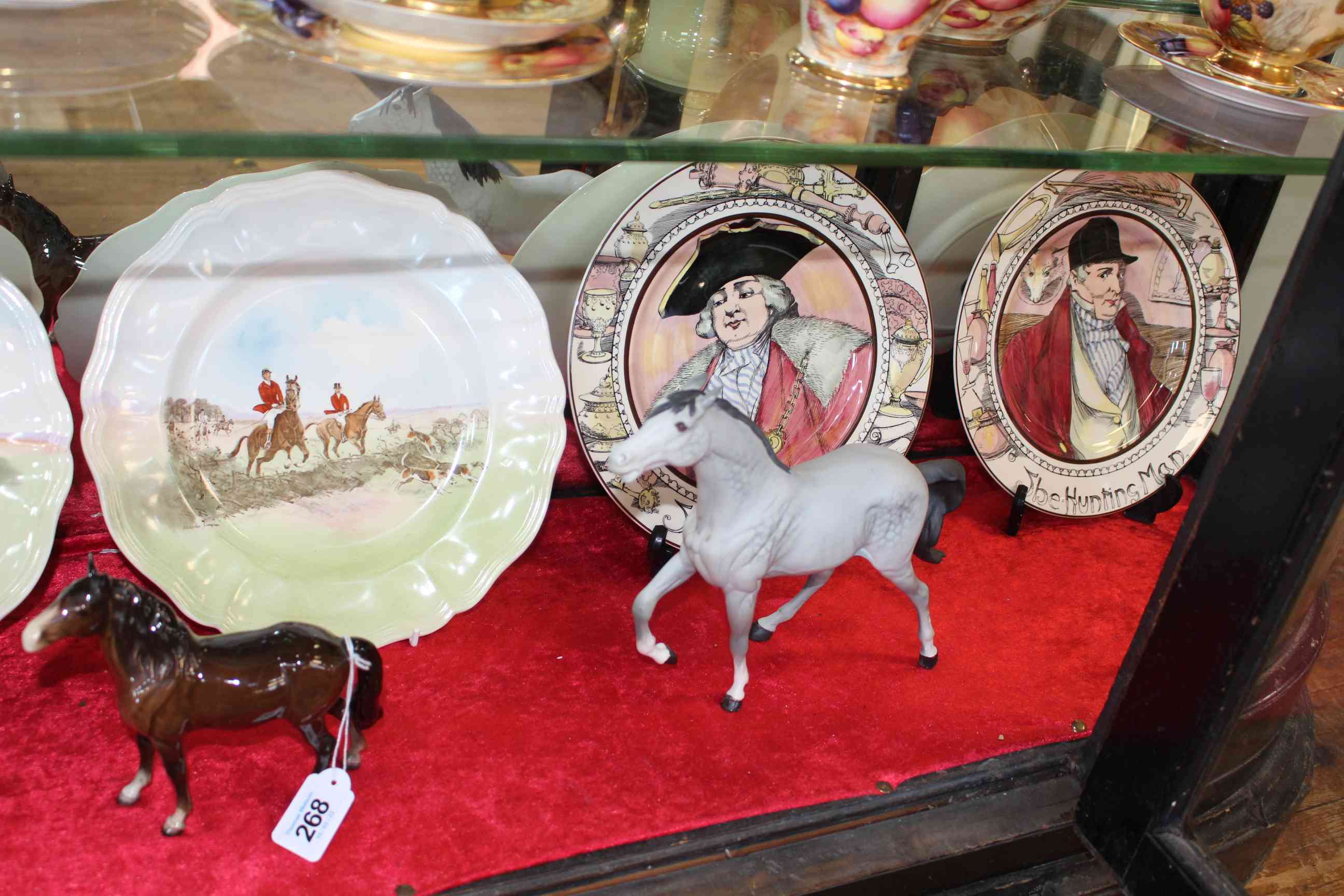 Pair Royal Doulton Charles Simpson Hunting plates, Beswick horses, - Image 4 of 4