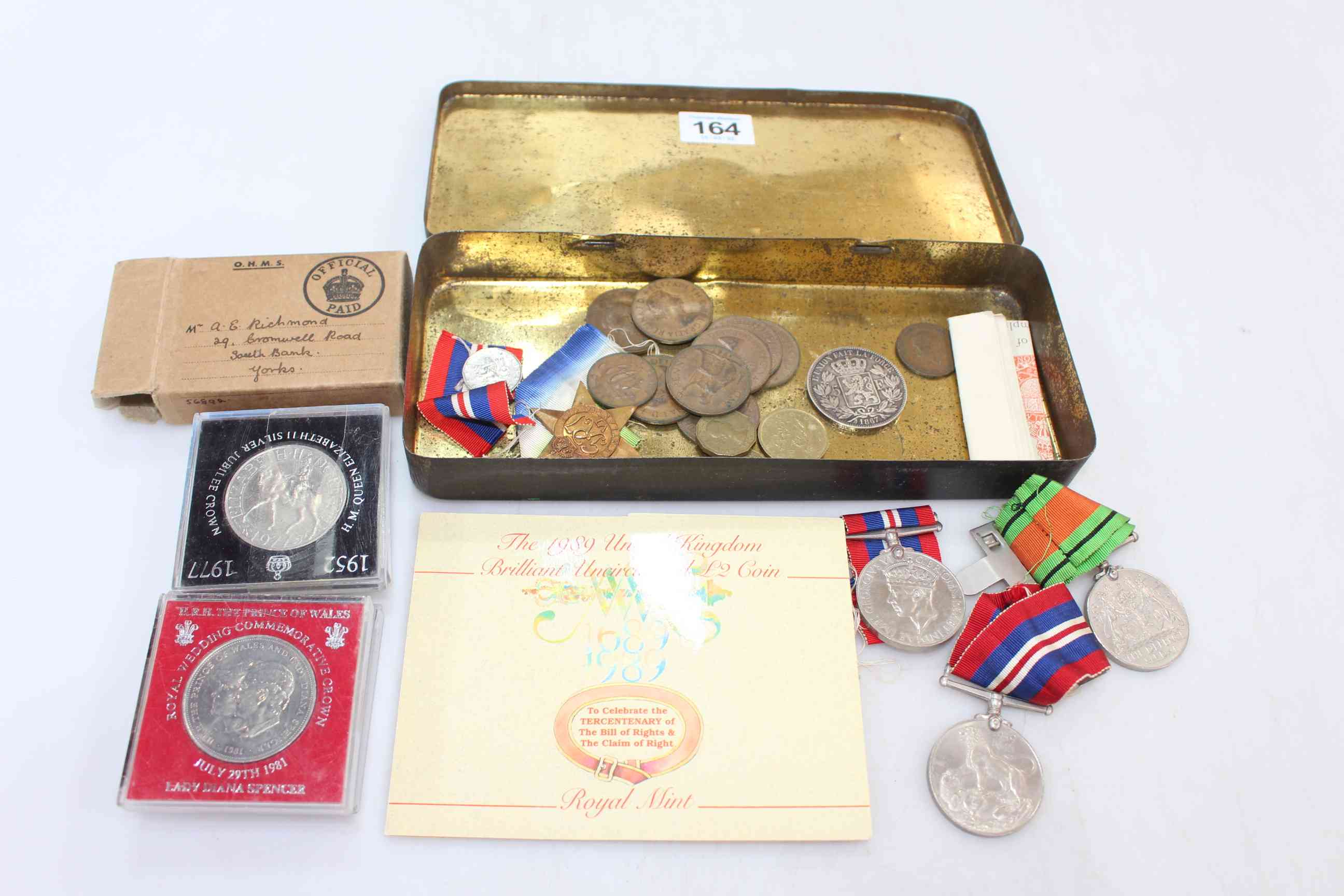 Collection of coinage including 1867 Belgian 5 Francs, commemorative coins etc,