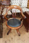 Late 19th/early 20th Century swivel office desk chair.