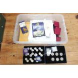 Collection of coinage including coin covers, pre-1947 coins, commemorative 50p/£2/£5,