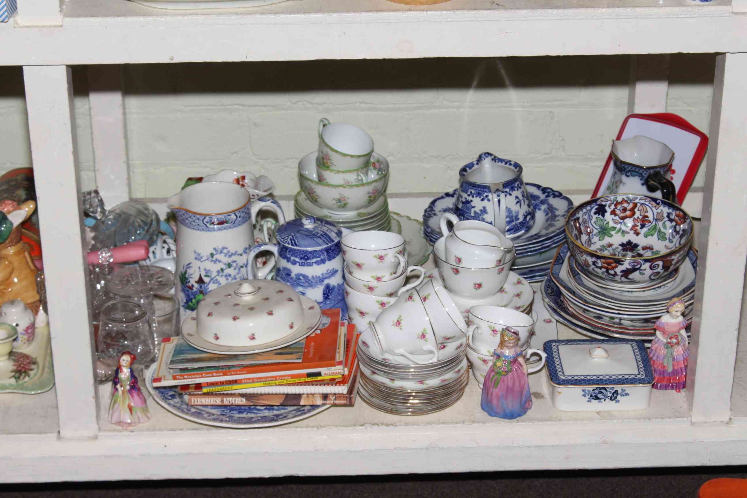 Collection of Victorian porcelain, figurines, glass, Royal Doulton ladies, etc. - Image 4 of 4