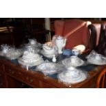 Wedgwood Amherst dinner service, approximately 48 pieces.