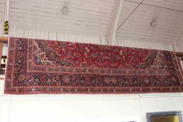 Fine hand knotted Kashan carpet 4.05 by 2.95.