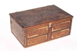 19th Century Prisoner of War straw-work box, 12cm high.