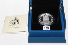 Royal Mint The Queen's Diamond Jubilee 2012 UK silver five ounce coin in box with COA.