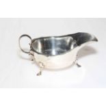 Silver sauce boat with shaped border, Sheffield 1927.