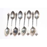 Set of eight silver Onslow pattern teaspoons, Sheffield 1920.