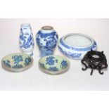 Chinese blue and white dragon decorated vase, bowl and pair dishes,