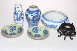 Chinese blue and white dragon decorated vase, bowl and pair dishes,