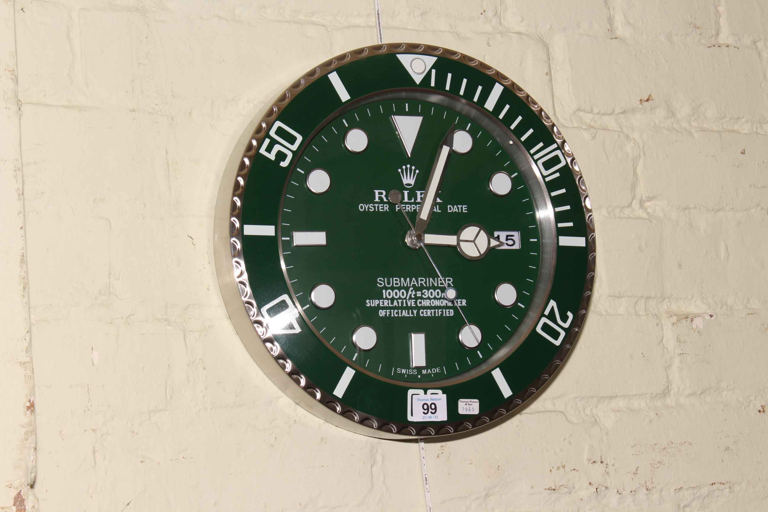 Quartz Wall clock, 34cm diameter.