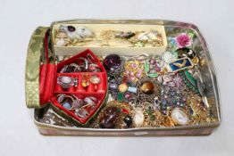 Small box of costume jewellery.