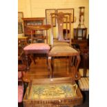 Early 20th Century oak dining table and four chairs.