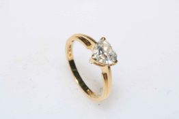 Heart shape cubic zircon 14k gold ring, size M.