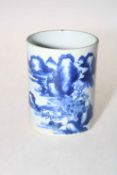 Chinese Republic Period blue and white brush pot decorated with lake and landscape scene, 13cm high.