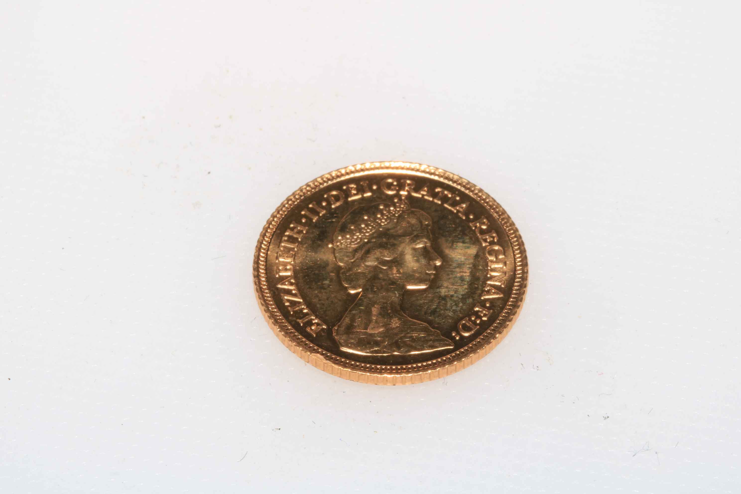 Gold half sovereign, 1982. - Image 2 of 2