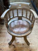 Early 20th Century oak Captains style swivel desk chair.