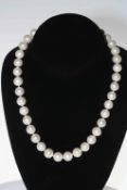 Freshwater pearl necklace of 38 pearls with 9 carat gold clasp, 44cm length.