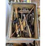 Box of joiners tools including chisels, Stanley plane etc.