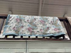 Floral patterned bedspread 3.20 by 3.00.