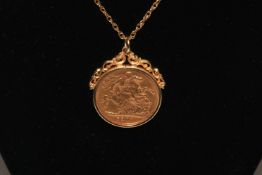 Edward VII gold 1/2 sovereign with mount and chain 1903.