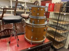 Del Rey drum kit comprising of 1 x 14” Snare drum, 1 x 13” Tom-Tom, 1 x 20” Bass Drum,