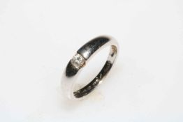 9 carat white gold single stone diamond ring, size R.